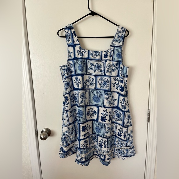 Joie Blue and White Floral Casual Dress - Picture 1 of 7